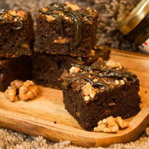 BROWNIE-AMERICAIN-PATE-A-TARTINER-CHOCOLAT-NOISETTES