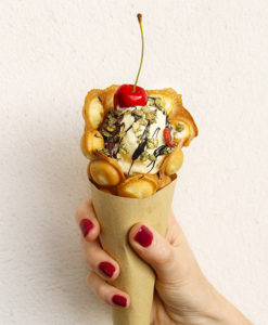 BUBBLE WAFFLE GLACE MUESLI SPIRULINE