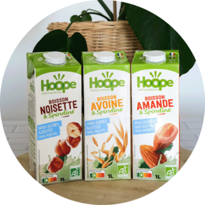 photo ronde de 3 boissons végétales