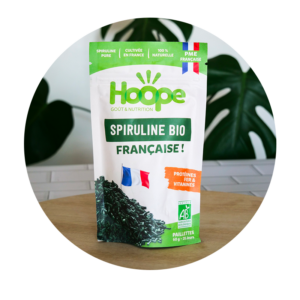 photo d'un paquet de spiruline en paillettes